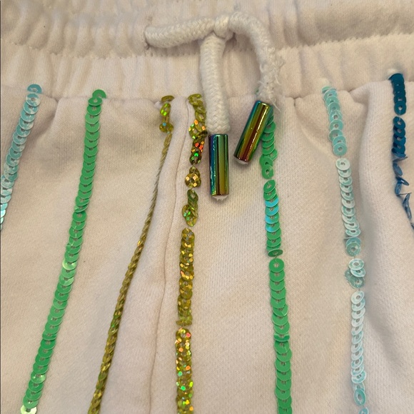 Queen of Sparkles SET XL Multi Sequin Sweatshirt and shorts set - Picture 14 of 16